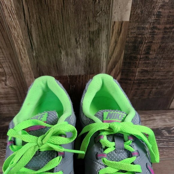 2013 Nike Air Max Defy Run Trainers Women’s Size 6.5 Gray Pink Green 599390-063 - Picture 6 of 7